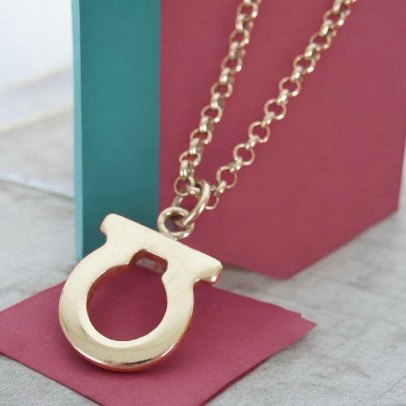 Salvatore Ferragamo Gancini Pendant Necklace 🤩